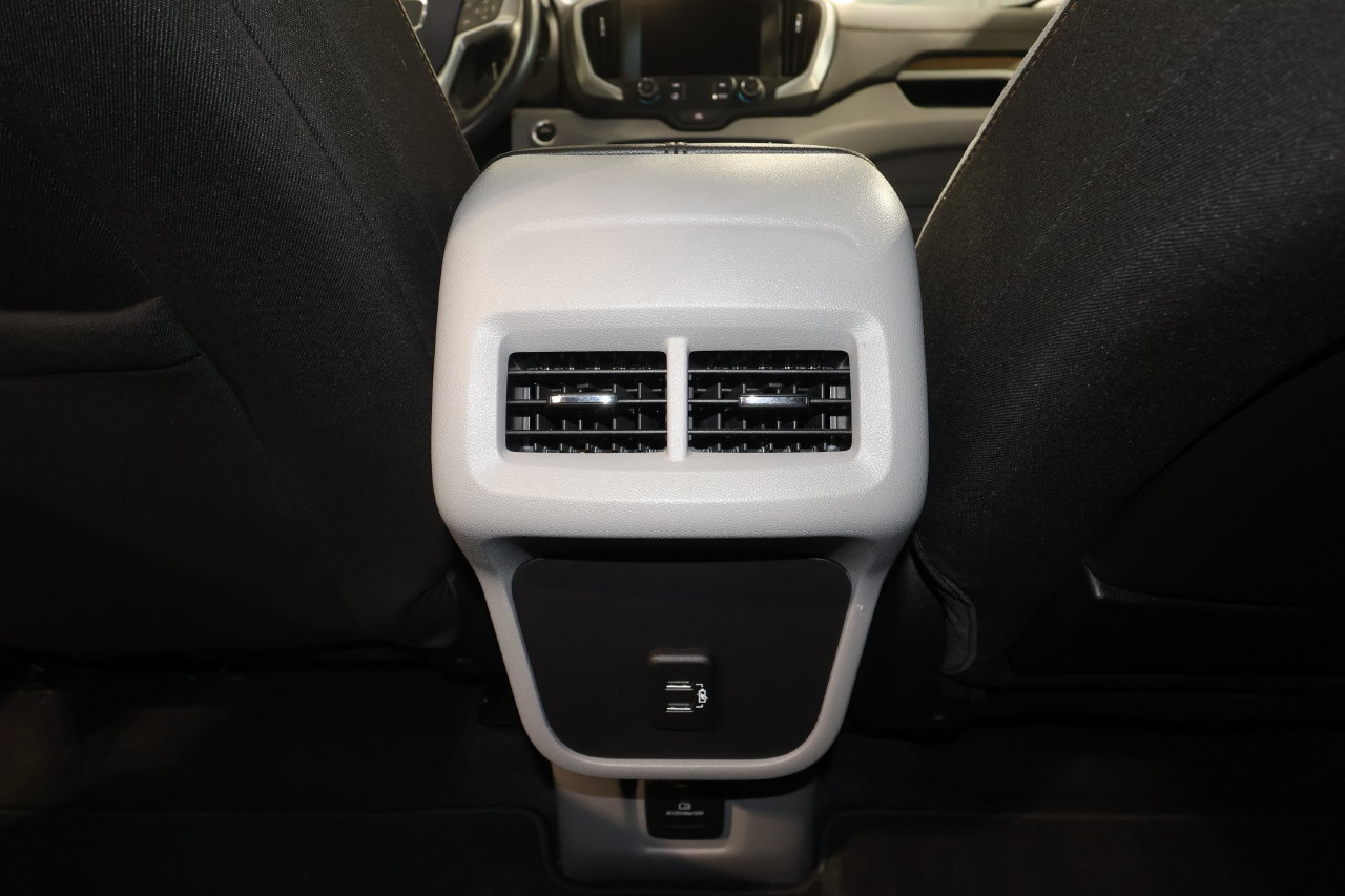 Used 2020 GMC Terrain SLE w/ Driver Convenience Package FWD image 30