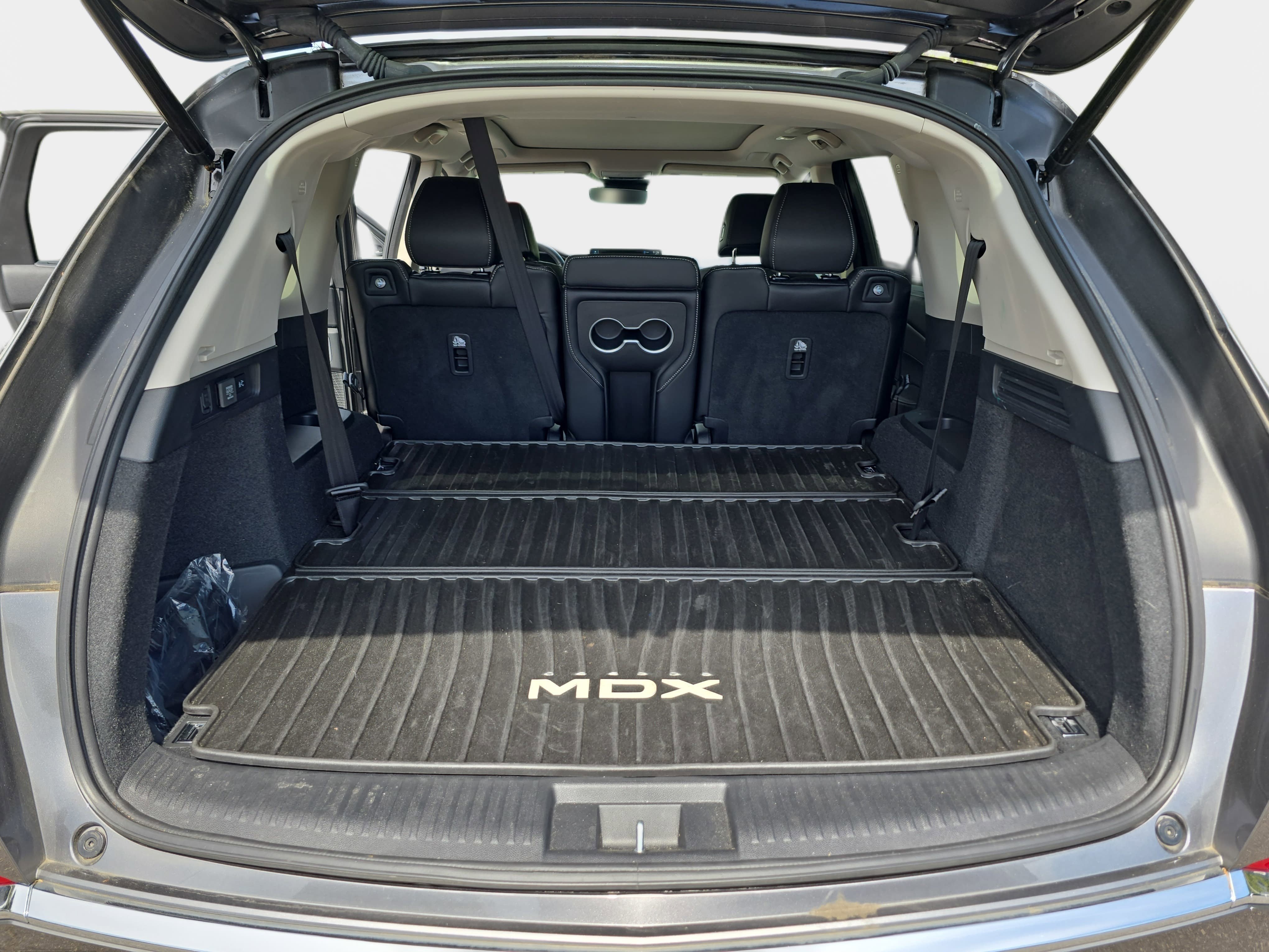 Certified 2025 Acura MDX FWD w/ Technology Package image 12