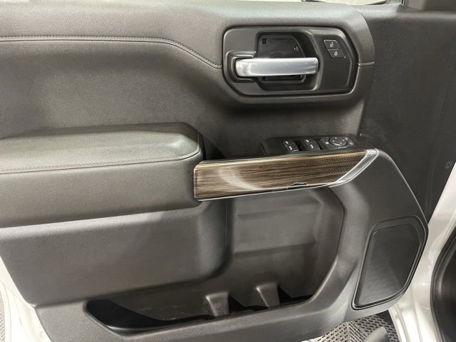 Used 2021 Chevrolet Silverado 1500 LT Trail Boss w/ Bed Protection Package image 9