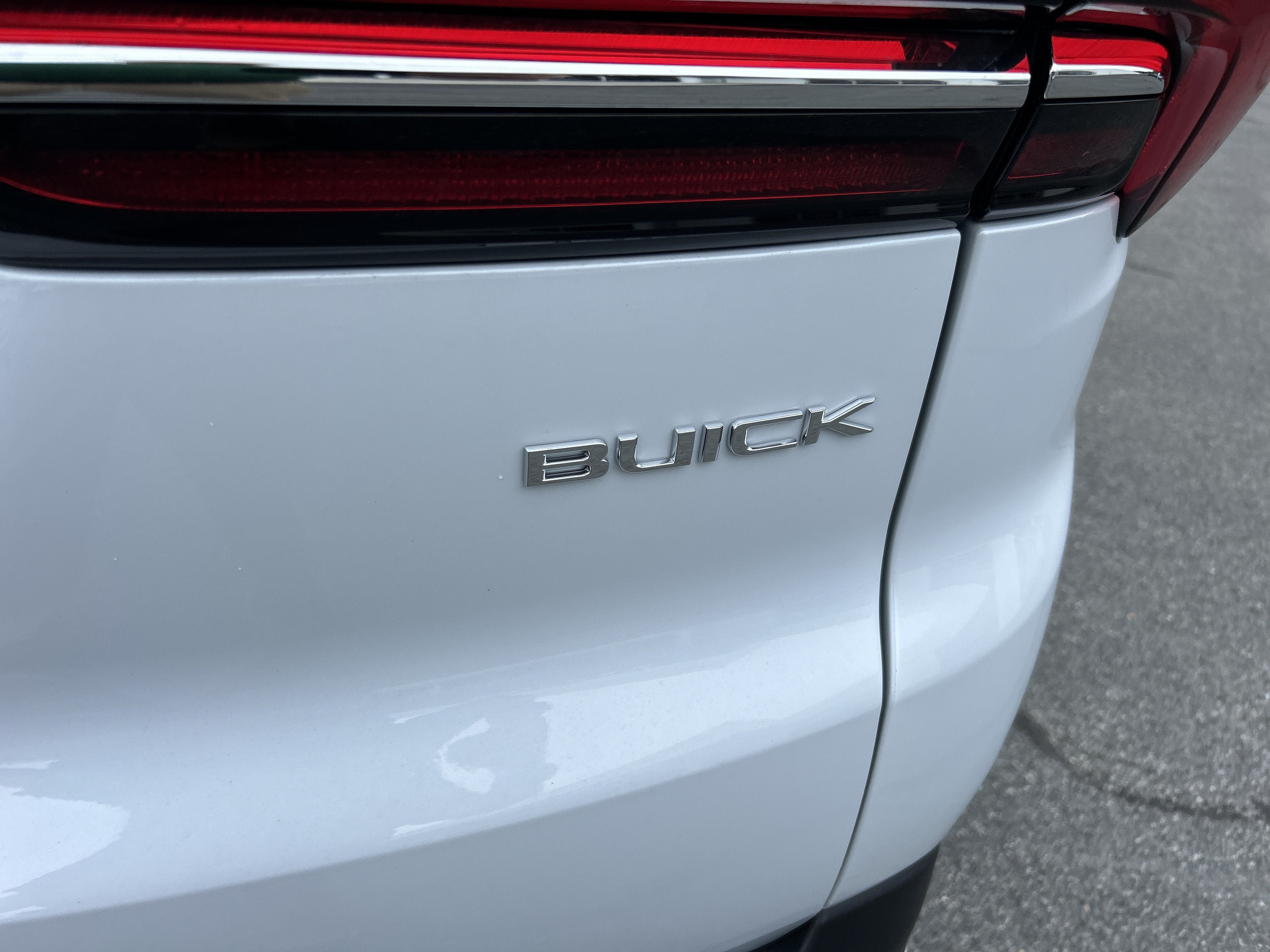 New 2027 Buick Enclave Preferred w/ Power Package AWD/4WD image 8