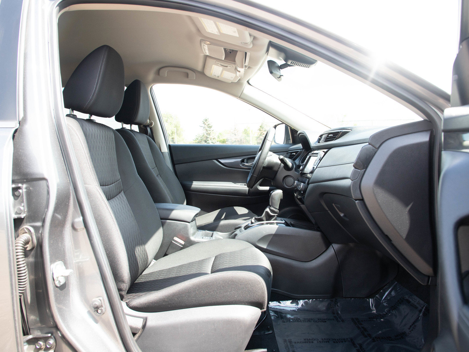 Used 2020 Nissan Rogue SV AWD/4WD image 11