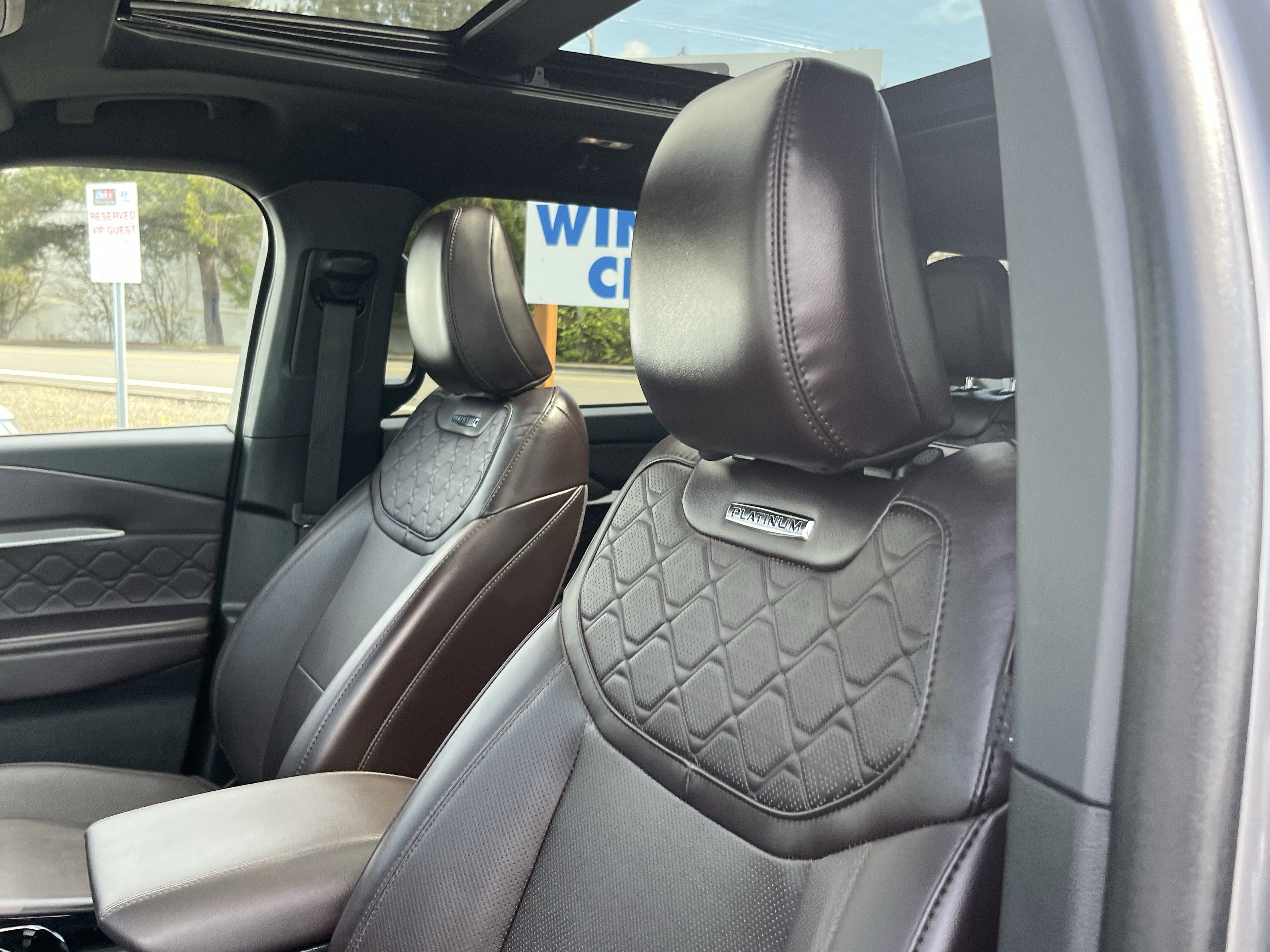 Used 2025 Ford Explorer Platinum w/ LUX Leather Package image 20