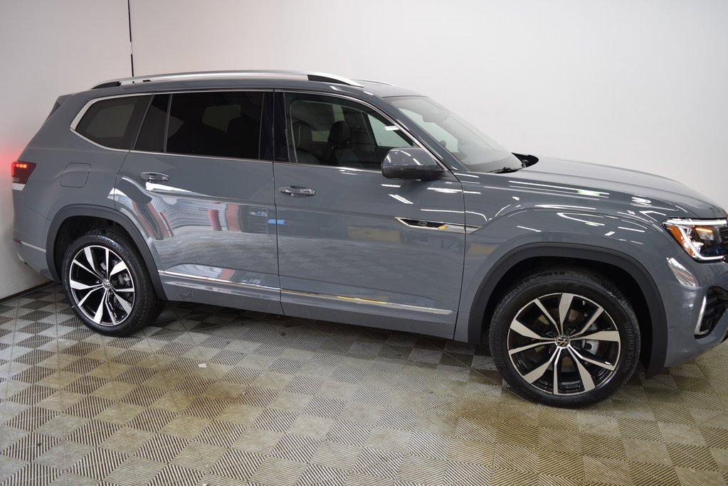 New 2025 Volkswagen Atlas SEL Premium R-Line image 3