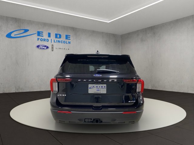 New 2026 Ford Explorer Active AWD/4WD image 8