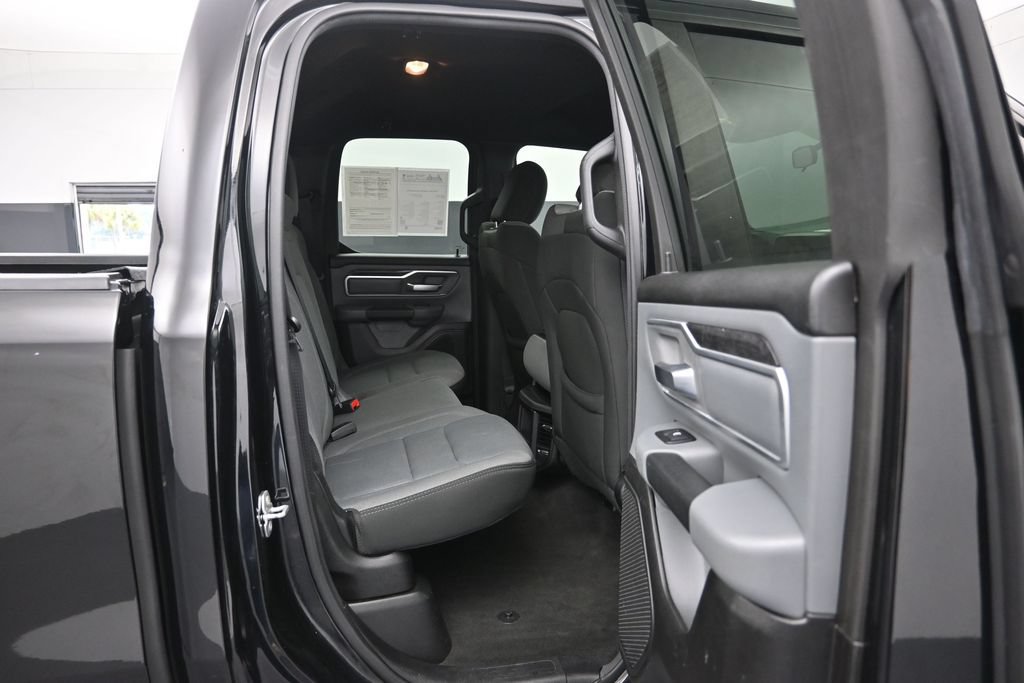 Used 2022 RAM 1500 Big Horn AWD/4WD image 22