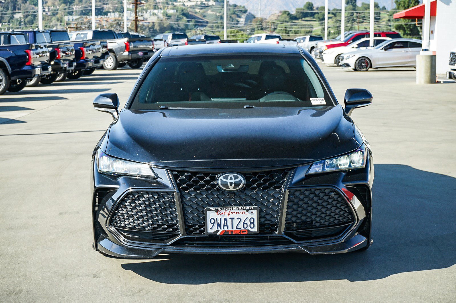 Used 2020 Toyota Avalon TRD FWD image 2