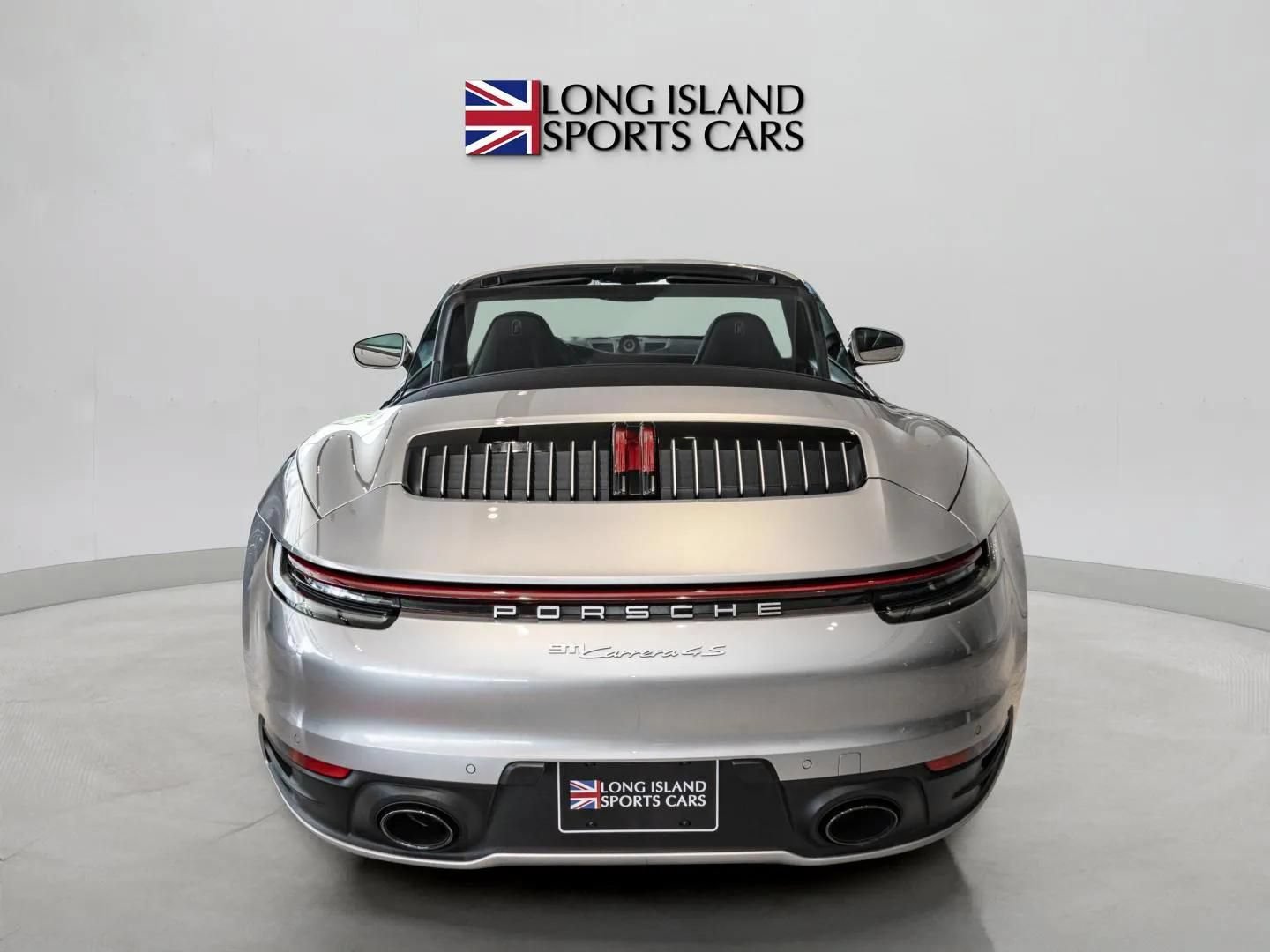Used 2020 Porsche 911 Carrera 4S AWD/4WD image 9