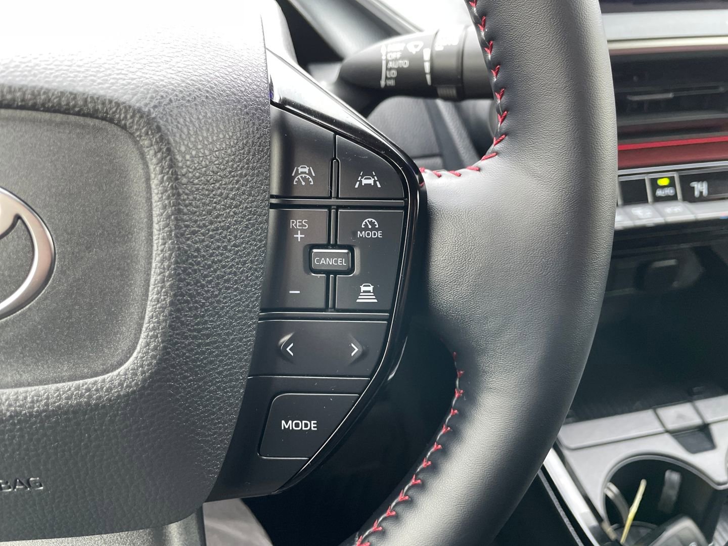 Used 2024 Toyota Prius Prime image 25