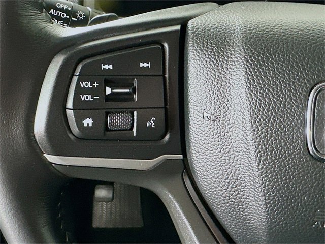 Used 2025 Honda Ridgeline RTL image 10