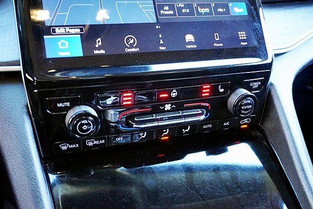 Used 2023 Jeep Grand Cherokee Limited w/ Trailer Tow Prep Group (B) image 28