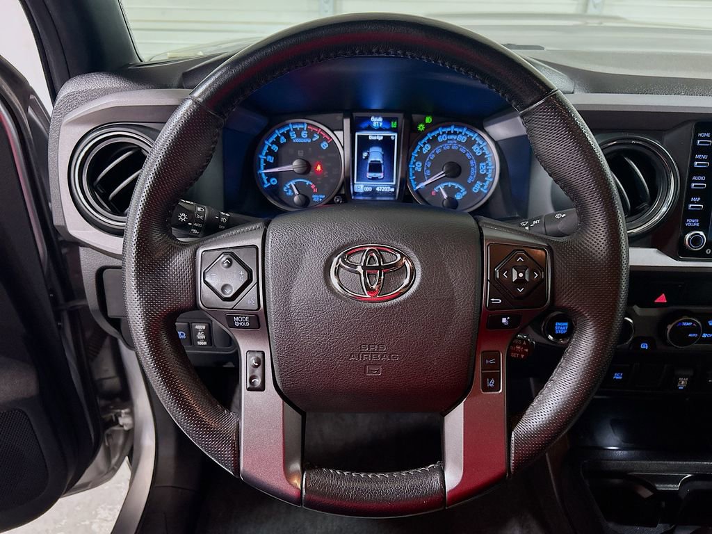 Used 2023 Toyota Tacoma TRD Sport AWD/4WD image 9
