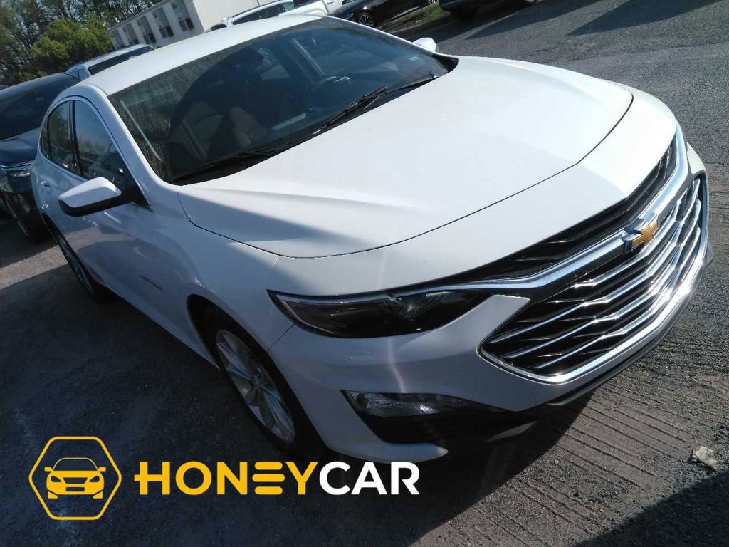 Used 2025 Chevrolet Malibu LT FWD image 1