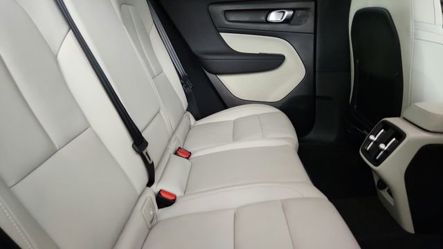 Certified 2026 Volvo XC40 B5 Plus w/ Protection Package Premier AWD/4WD image 47