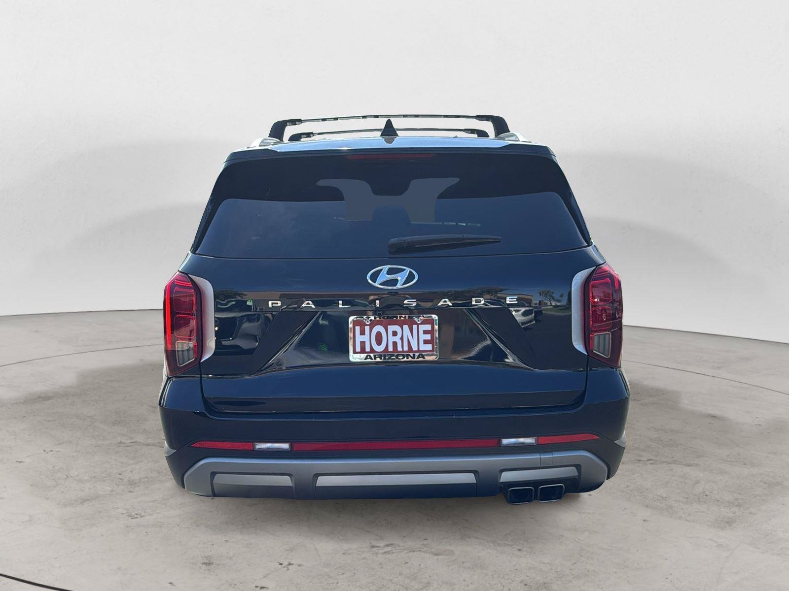 Used 2024 Hyundai Palisade SEL FWD image 4