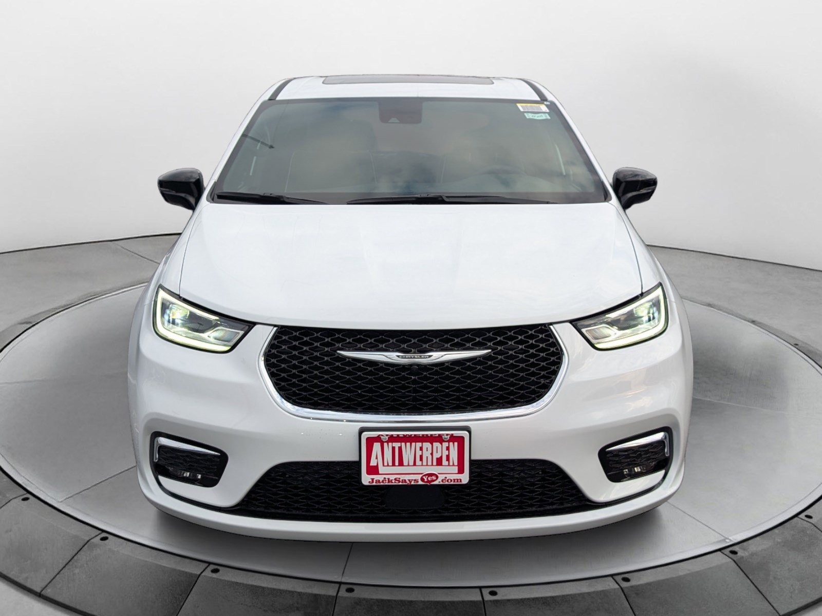 New 2026 Chrysler Pacifica Limited AWD/4WD image 7