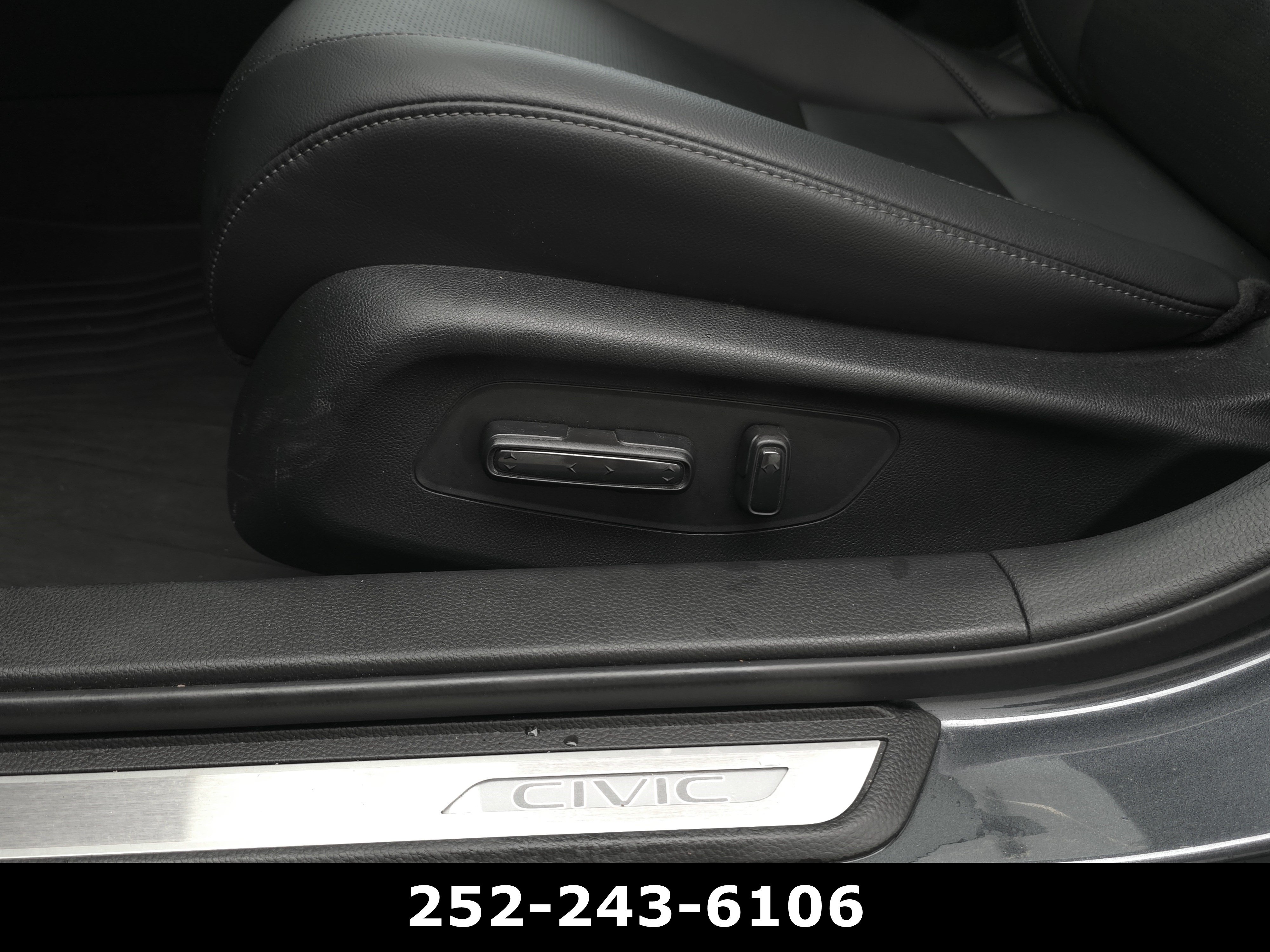 Used 2024 Honda Civic Sport Touring image 11