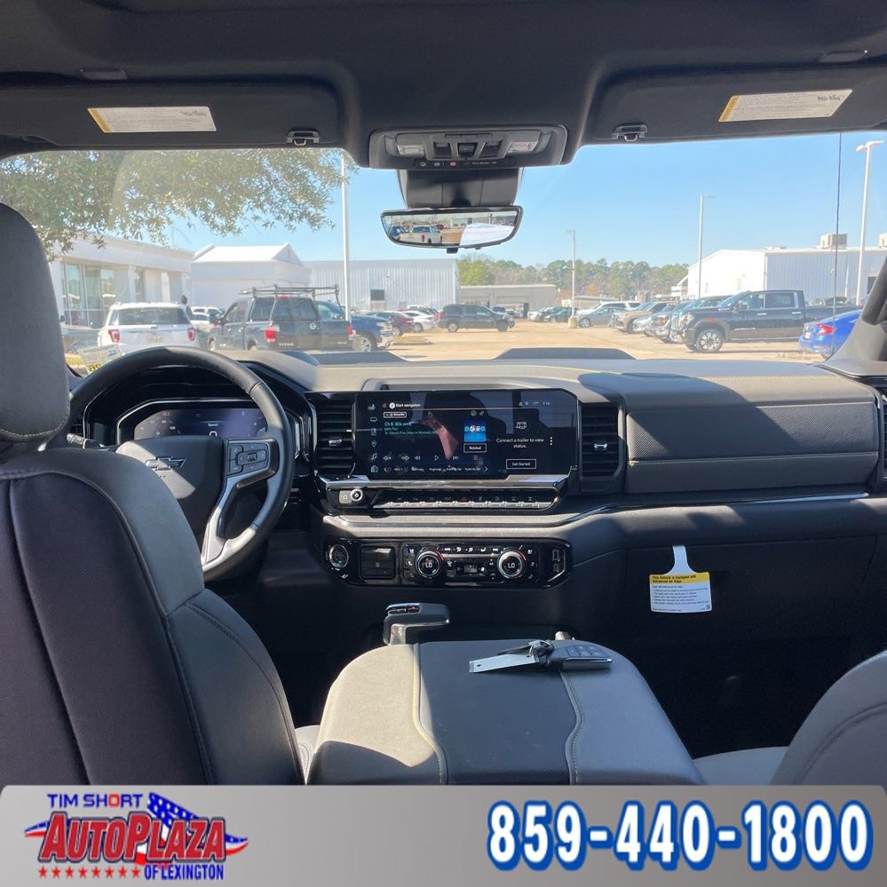 Used 2025 Chevrolet Silverado 1500 ZR2 w/ Technology Package image 8