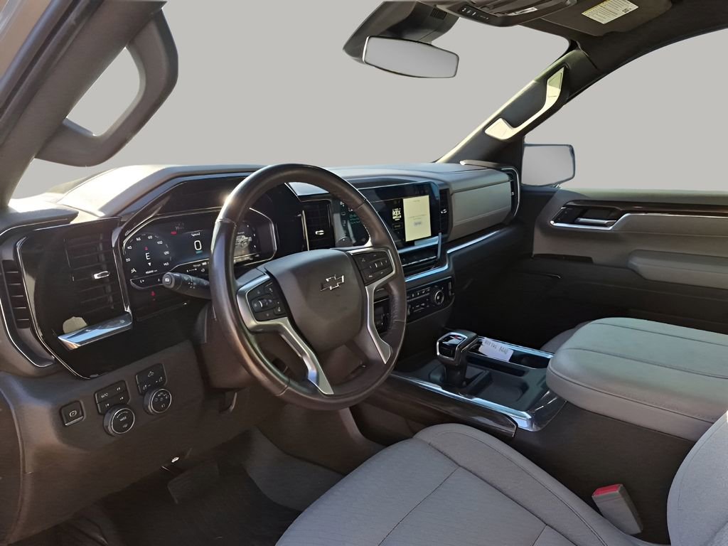 Used 2023 Chevrolet Silverado 1500 RST AWD/4WD image 29