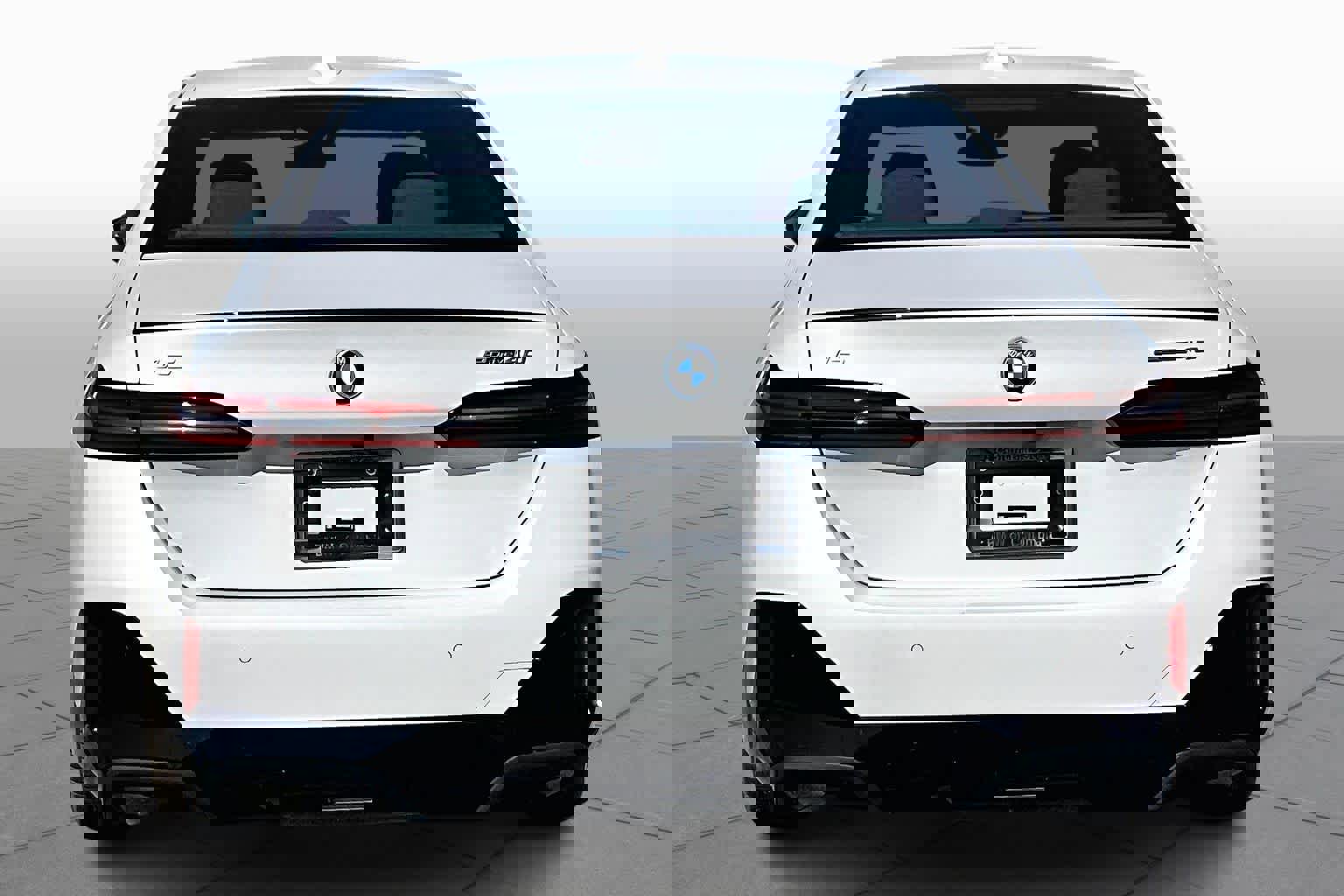 New 2026 BMW i5 eDrive40 w/ M Sport Package image 4