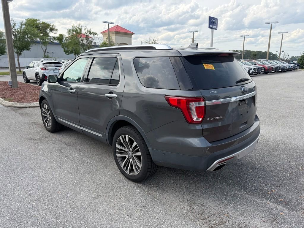 Used 2017 Ford Explorer Platinum AWD/4WD image 10