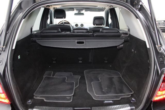 Used 2010 Mercedes-Benz ML 350 BlueTEC 4MATIC image 23