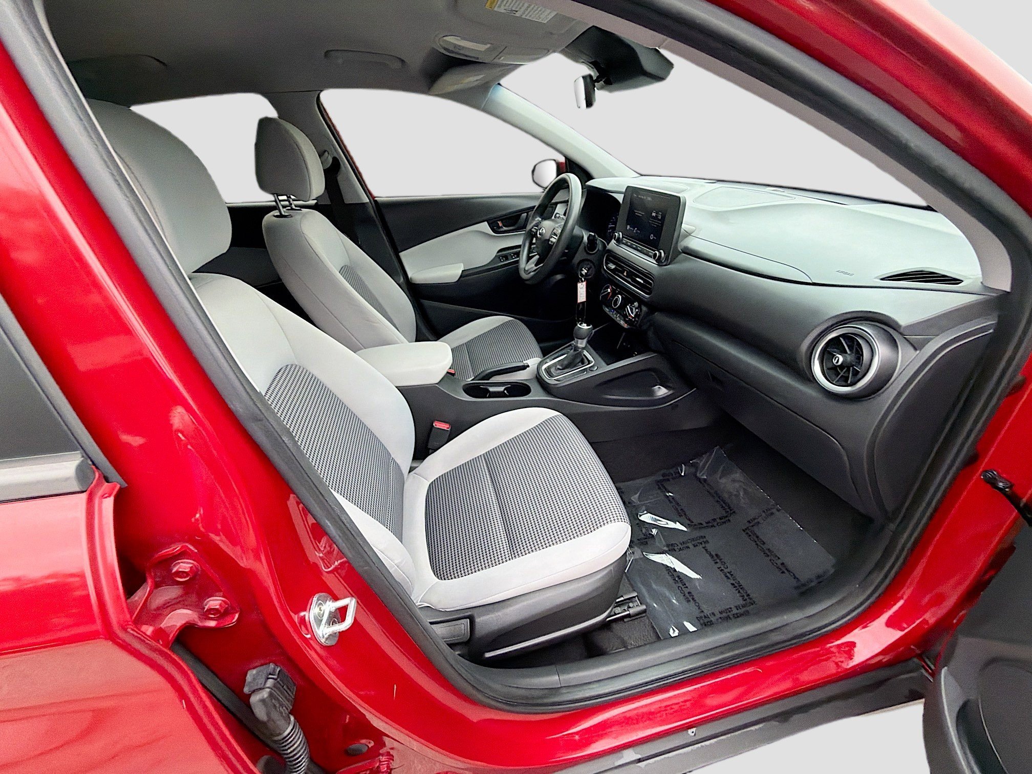 Used 2022 Hyundai Kona SE image 28