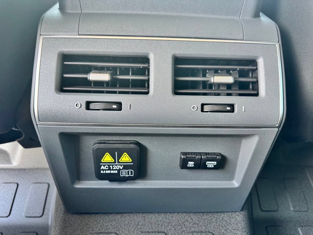 New 2026 INEOS Grenadier Station Wagon AWD/4WD image 18