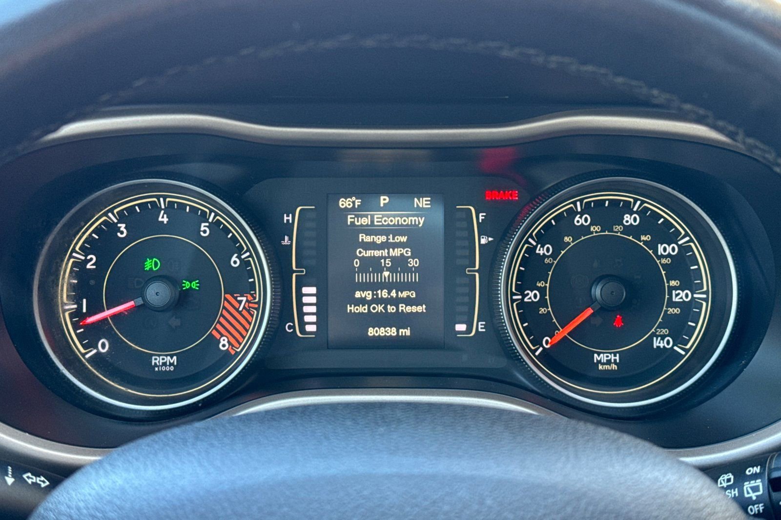 Used 2015 Jeep Cherokee Latitude w/ Comfort/Convenience Group image 23