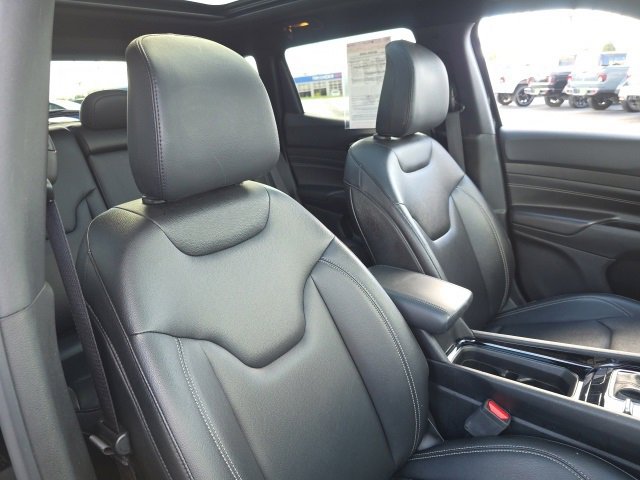 Used 2024 Jeep Compass Limited w/ High Altitude Package image 44