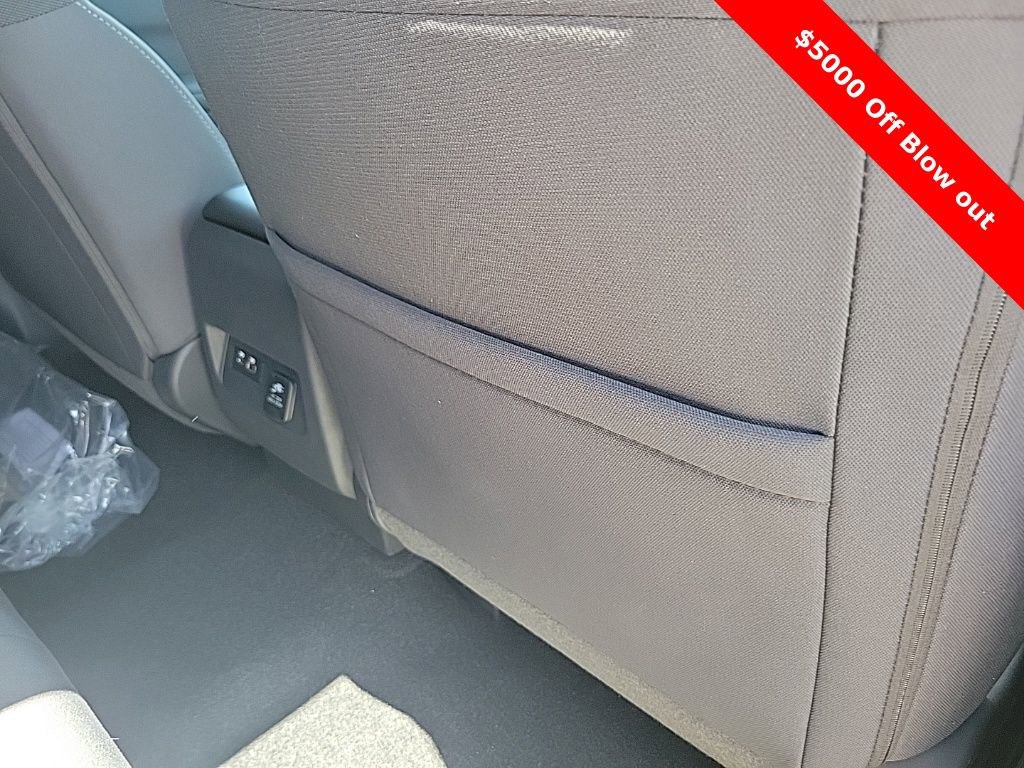 New 2025 Nissan Frontier SV w/ SV Convenience Package AWD/4WD image 36