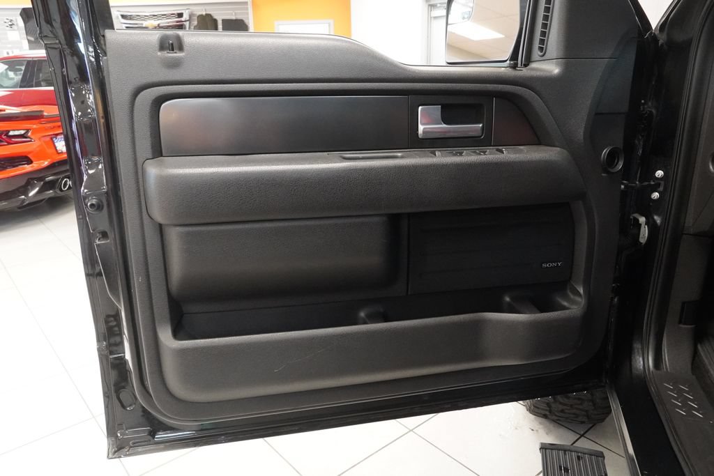 Used 2014 Ford F150 Raptor w/ Equipment Group 801A Luxury AWD/4WD image 19