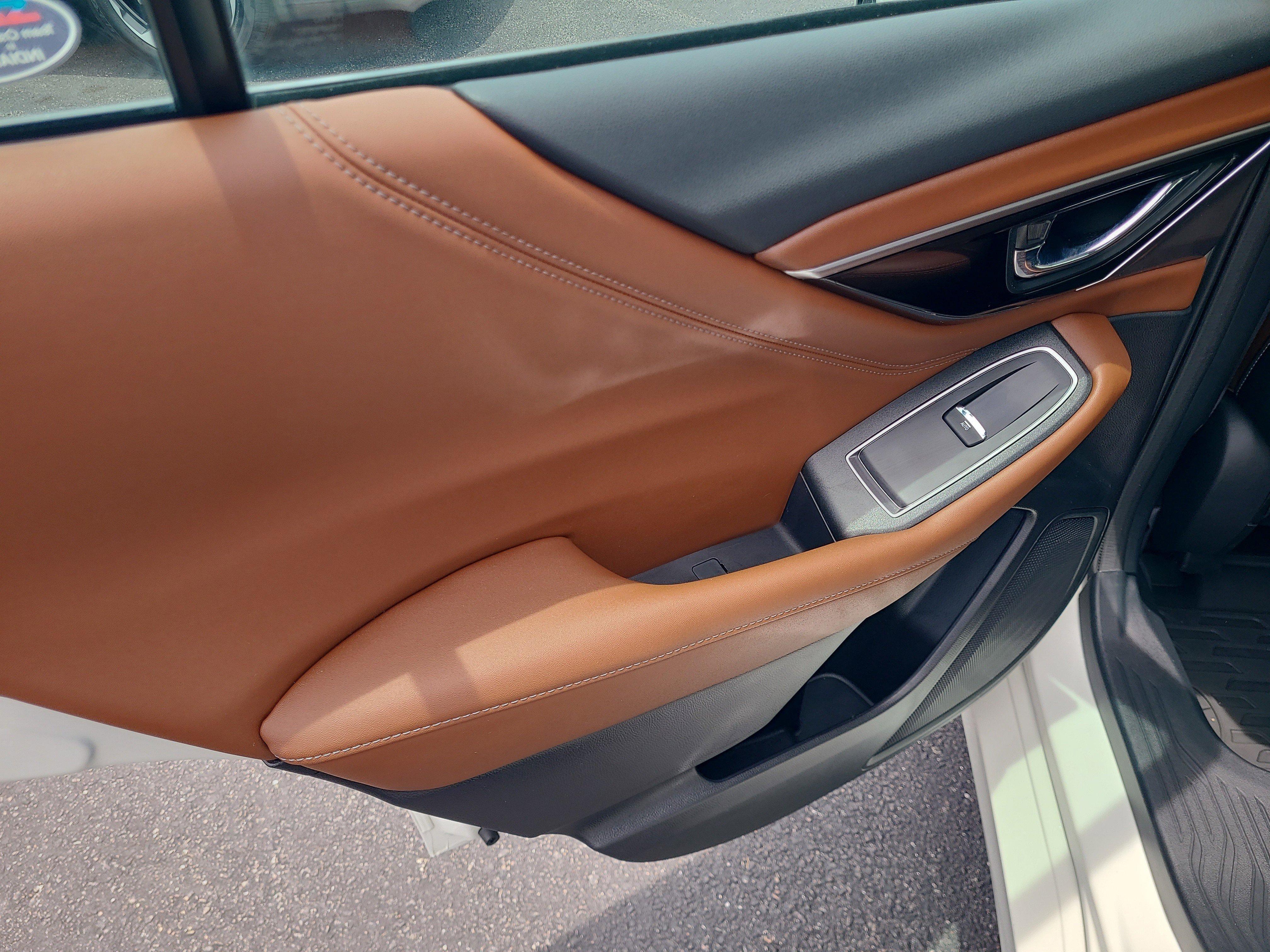Certified 2023 Subaru Legacy Touring XT AWD/4WD image 10