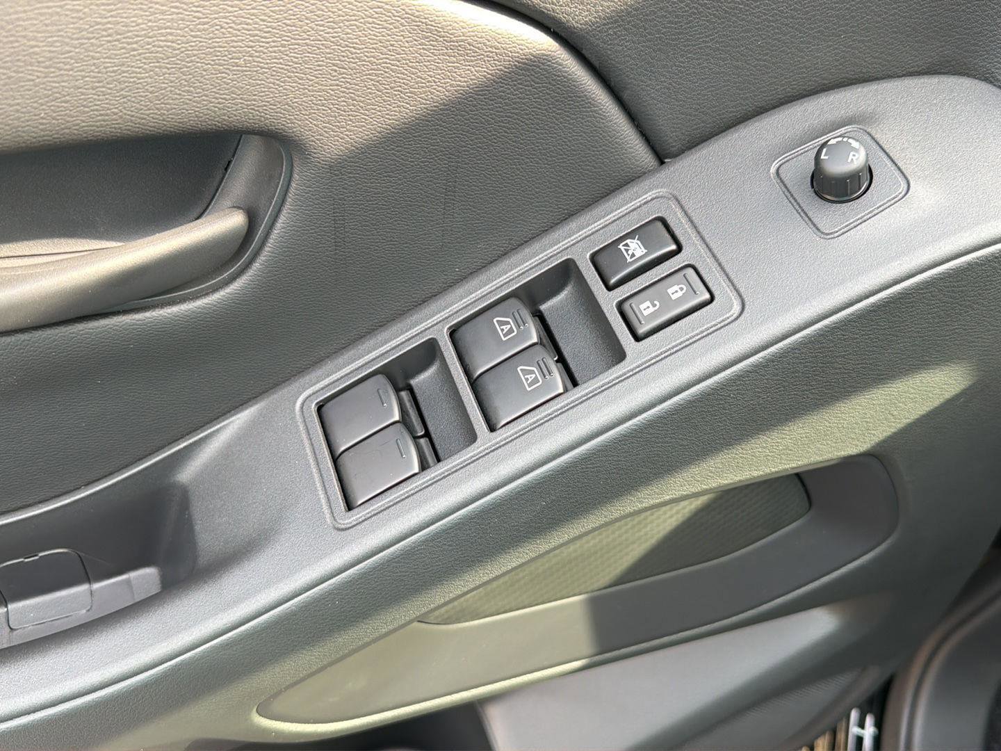 New 2026 Nissan Frontier SV w/ All-Weather Content Package RWD image 31