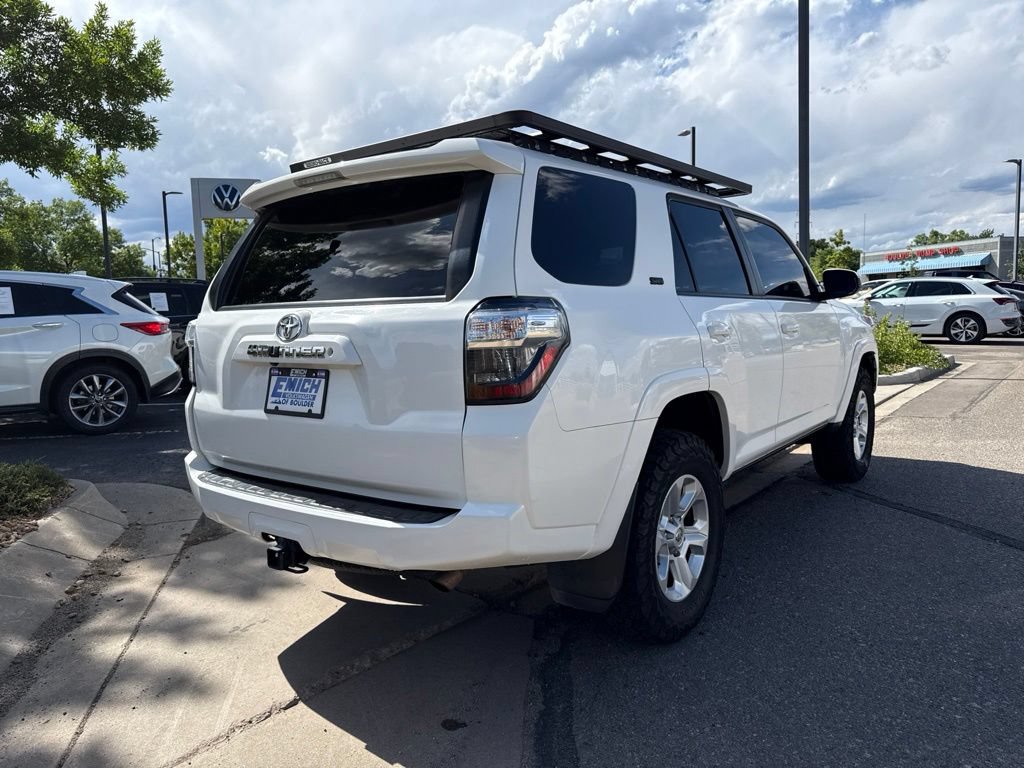 Used 2020 Toyota 4Runner SR5 AWD/4WD image 5