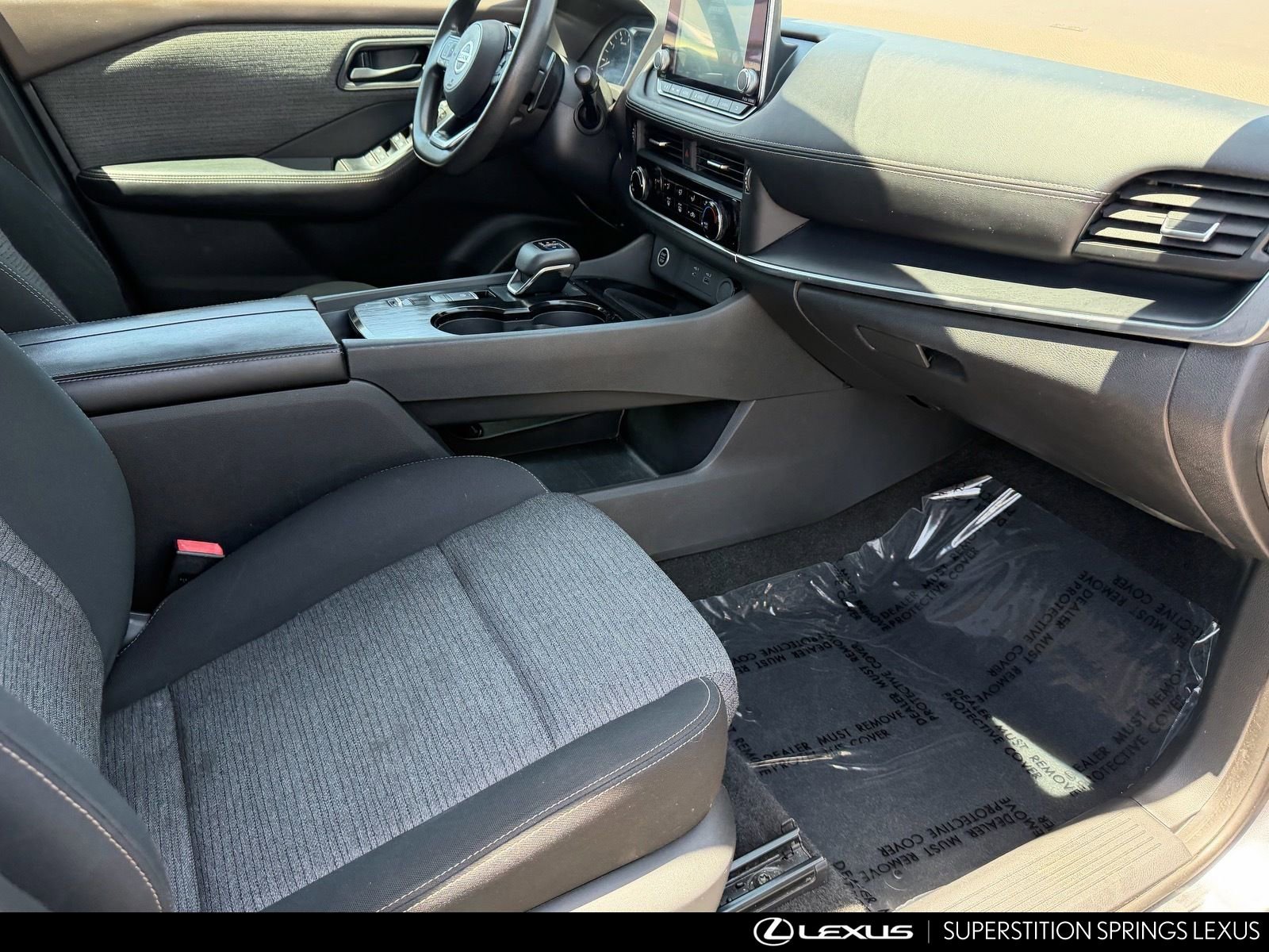Used 2021 Nissan Rogue S FWD image 13