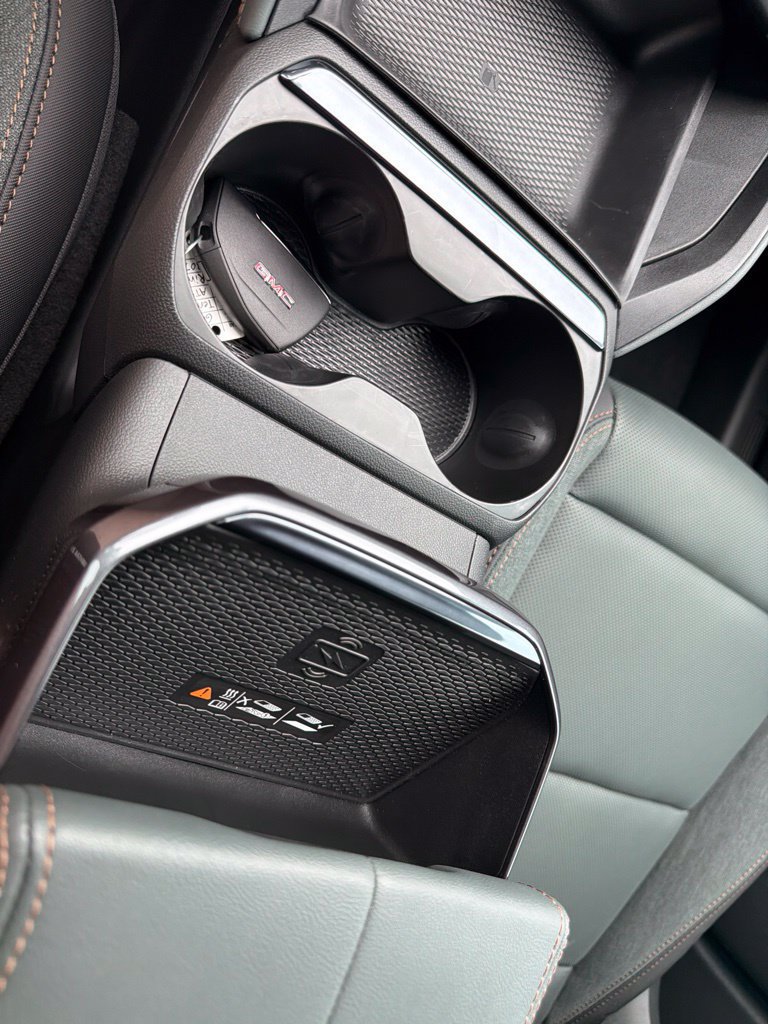 New 2026 GMC Terrain AT4 w/ Technology Package II AWD/4WD image 31