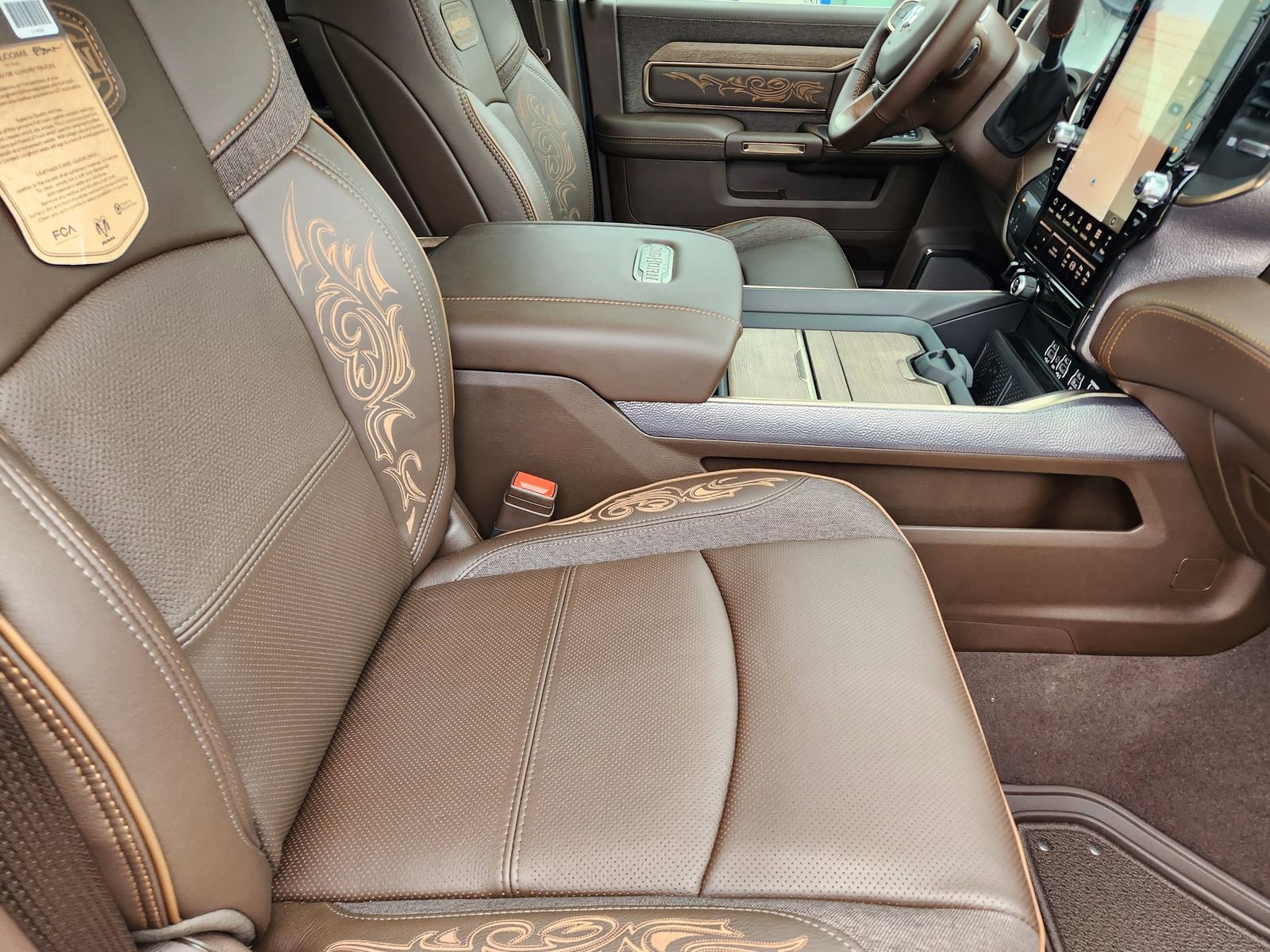 New 2026 RAM 3500 Longhorn image 14