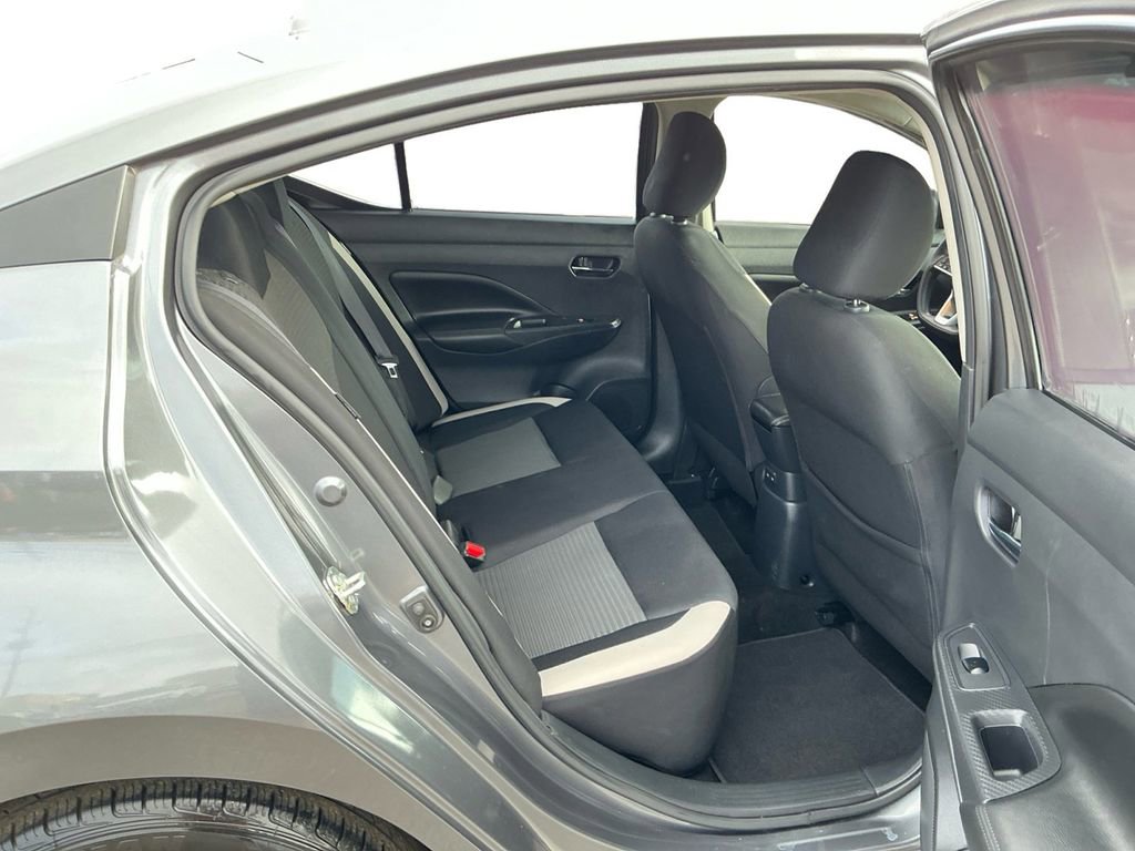 Used 2020 Nissan Versa SV w/ Trunk Package image 23
