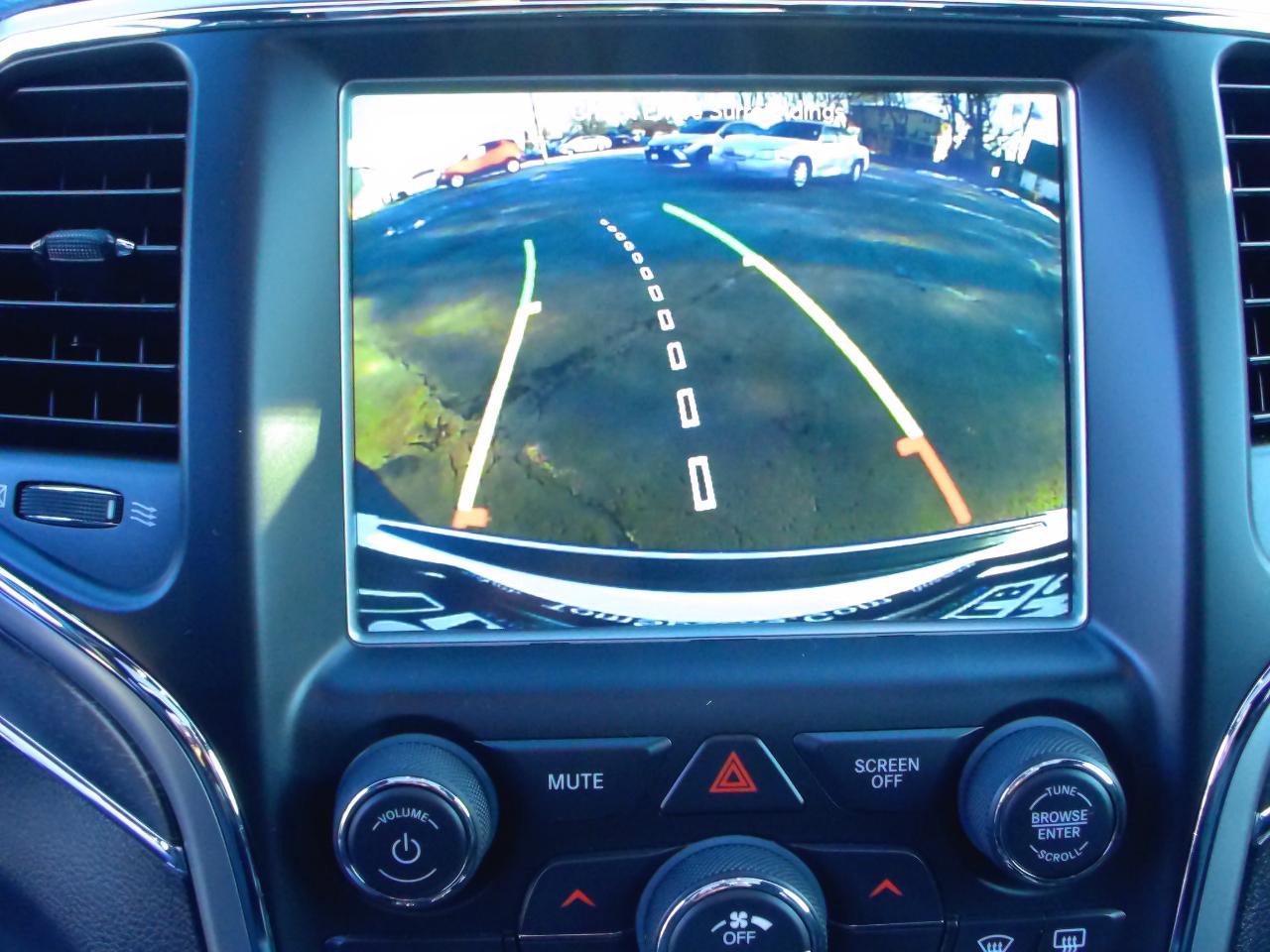 Used 2018 Jeep Grand Cherokee Limited w/ Trailer Tow Group IV image 19