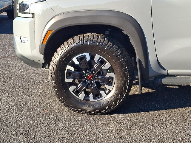 Used 2023 Nissan Frontier PRO-4X w/ Tow Package AWD/4WD image 8