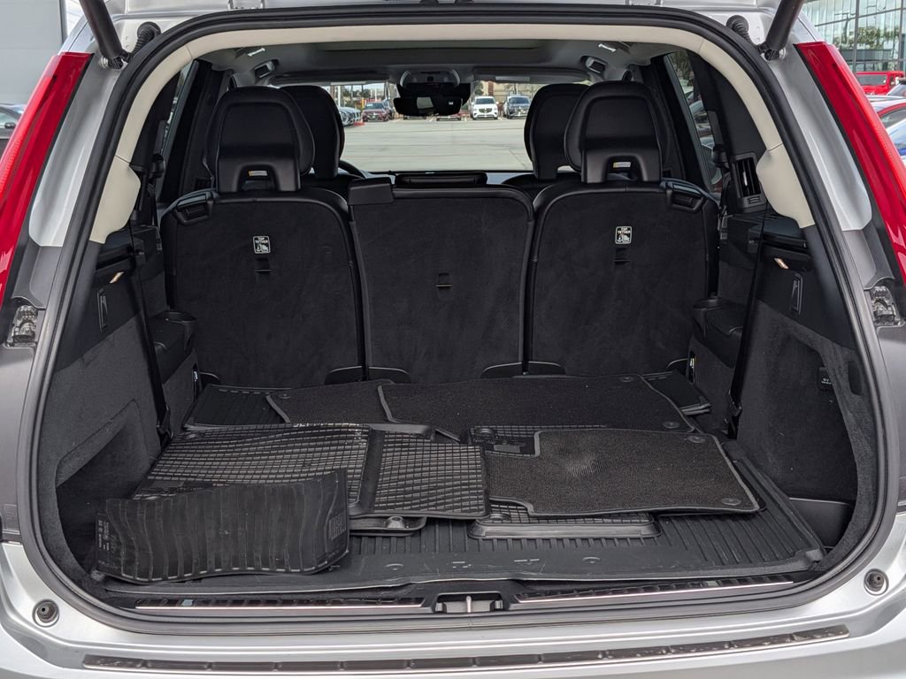 Used 2019 Volvo XC90 T5 Momentum w/ Protection Package Premier image 30