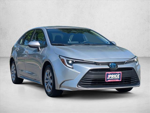 Used 2023 Toyota Corolla LE w/ Body Protection Package (TMS) FWD video 3