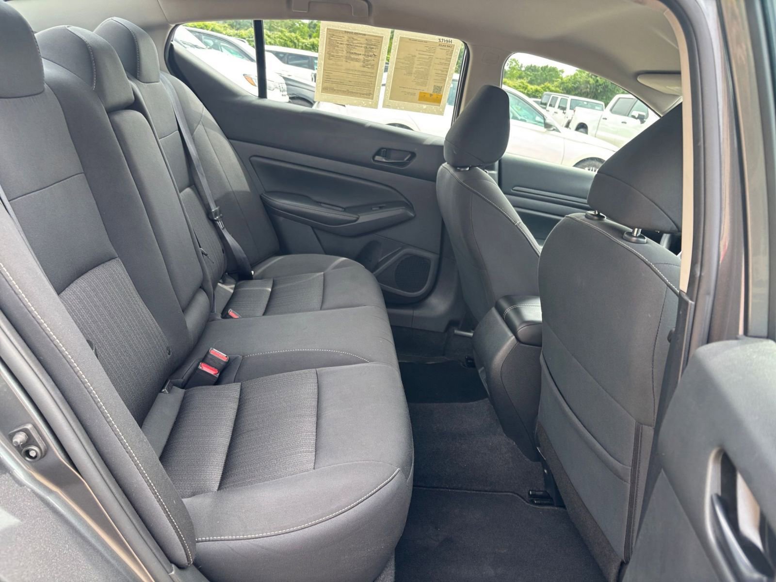 Used 2025 Nissan Altima 2.5 SV FWD image 25