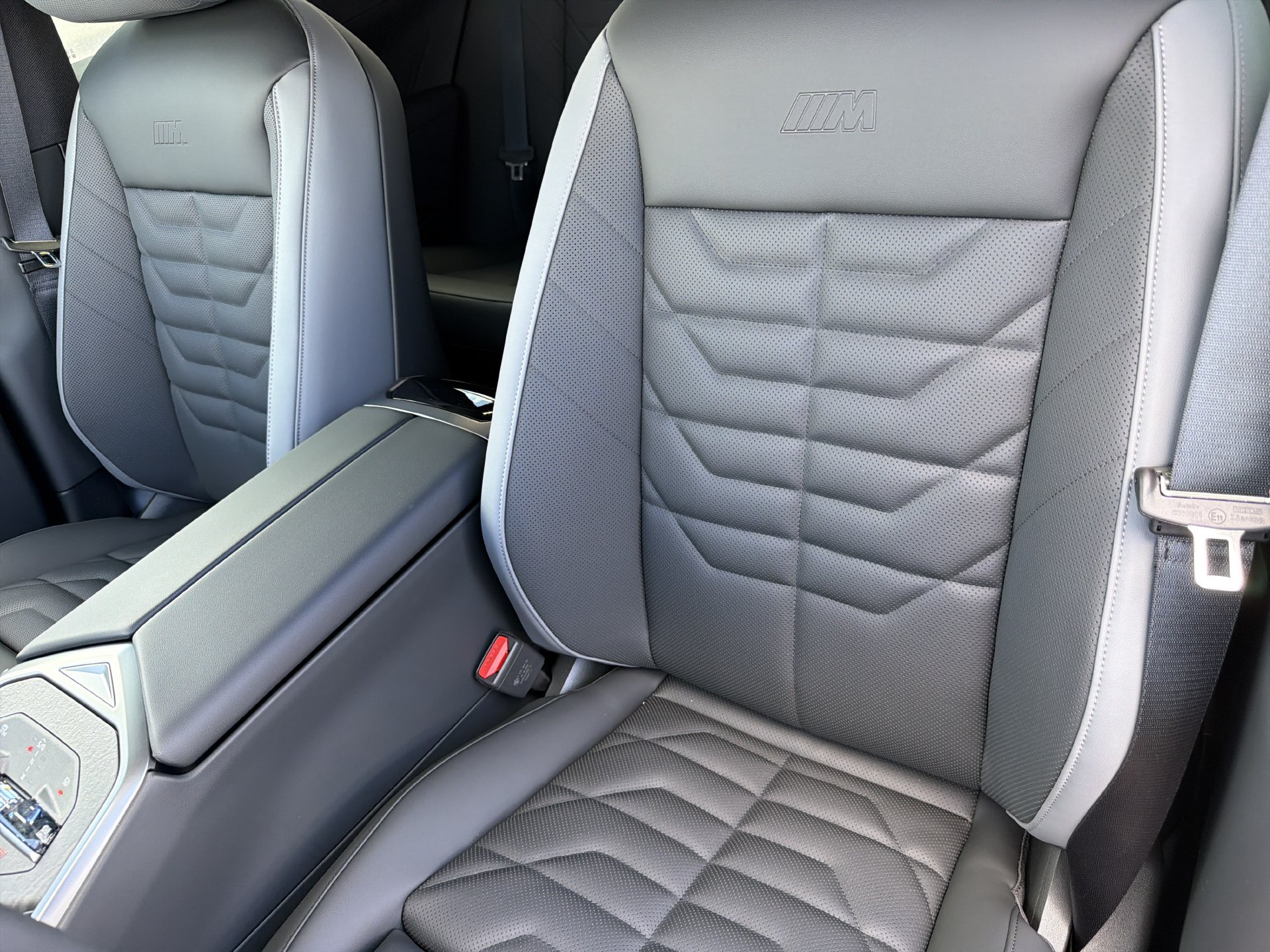 New 2027 BMW X5 xDrive40i AWD/4WD image 24