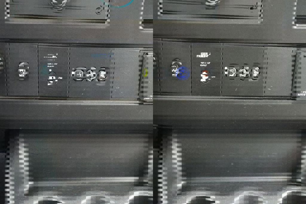 Used 2023 Chevrolet Express 3500 LS image 20