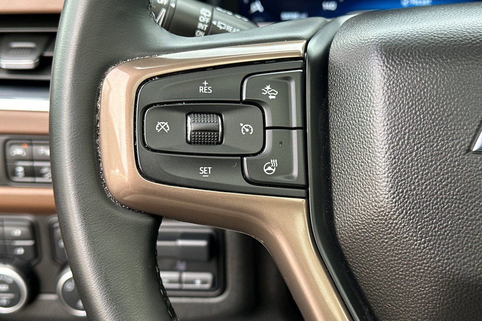 Used 2023 Chevrolet Tahoe High Country image 34