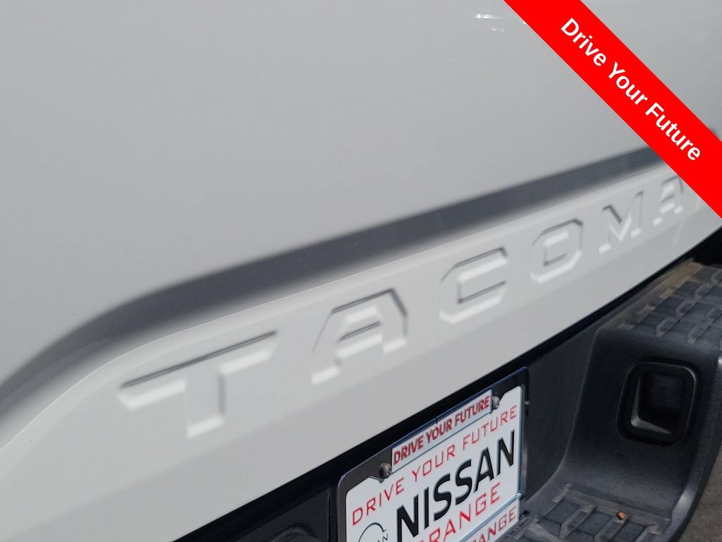 Used 2023 Toyota Tacoma TRD Off-Road w/ Technology Package RWD image 24
