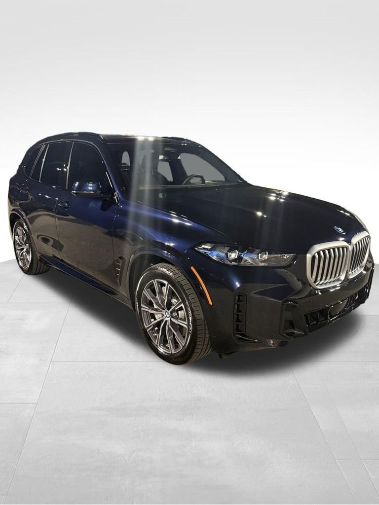 Used 2026 BMW X5 xDrive50e w/ M Sport Package image 9