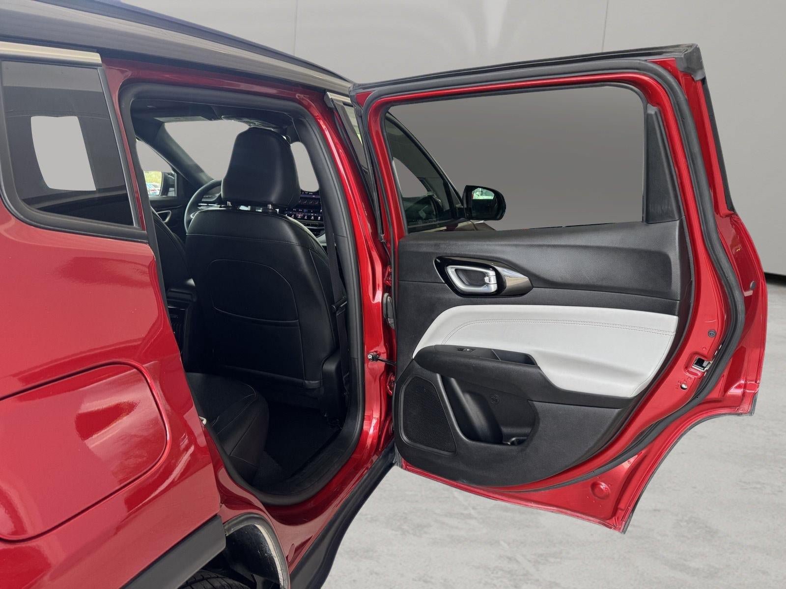 Used 2025 Jeep Compass Limited AWD/4WD image 23