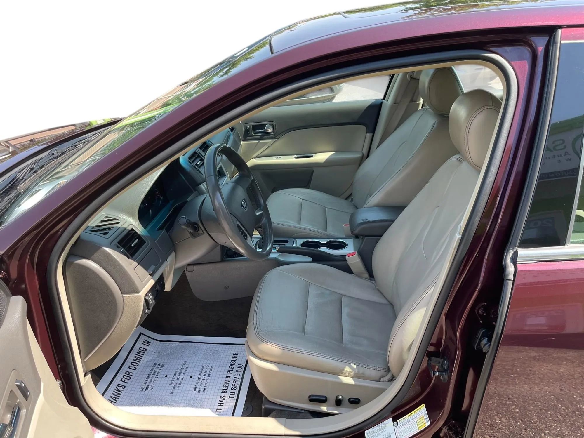 Used 2011 Ford Fusion SEL w/ 301A Rapid Spec Order Code image 9